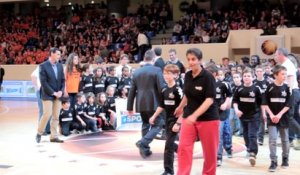 Remise du kit Kinder+Sport à l’Ecole Française de MiniBasket du CJM Bourges Basket