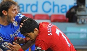 Liverpool - Suarez veut rester