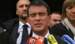 Assurance-chômage : pas de divergence avec Hollande, affirme Valls