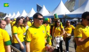 Les supporters brésiliens arrivés au stade avant les heurts