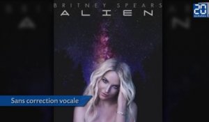 «Alien» de Britney Spears avec et sans autotune
