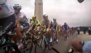 Le peloton du Tour de France à Douaumont