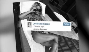 Jessica Simpson se présente sous le nom de Jessica Johnson