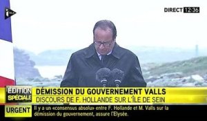 Sous la pluie, Hollande enchaîne les bafouillages