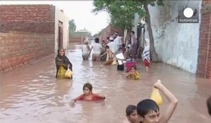 Inondations en Inde et au Pakistan :les secouristes s'activent