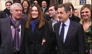 Le retour de Sarkozy enchante les militants, mais pas tous les cadres de l'UMP