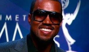 Kanye West refuse de continuer son concert à moins que ses fans en chaise-roulante se lèvent