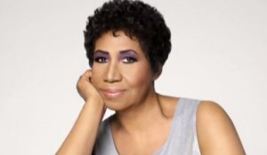 Aretha Franklin Covers Adele's "Rolling In the Deep"