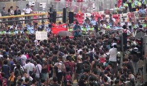 Hong Kong: les manifestations ne faiblissent pas