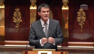 "Pour ou contre?" La tirade de Valls pour défendre la loi Macron