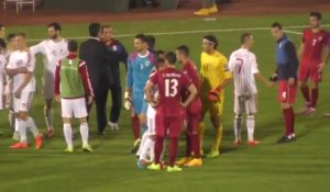 Affrontements entre joueurs de FOOT lors du match Serbie Albanie pour l'euro 2016