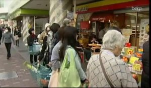 Des centaines de voyageurs tentent de quitter le Japon