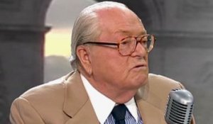 Jean-Marie Le Pen a "de la sympathie" pour Eric Zemmour - ZAPPING ACTU DU 20/10/2014