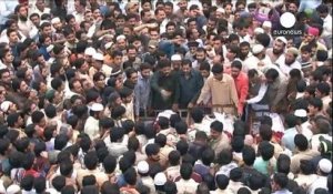 Pakistan: l'enterrement des victimes de l'attentat de Wagah
