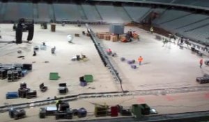 Stade Mauroy: montage du Supercross et du court de Coupe Davis