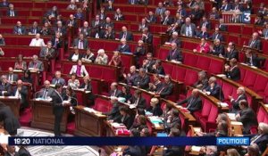 Valls soutient Jouyet