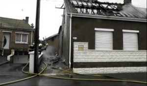 Une maison détruite par les flammes rue Branly à Rouvroy ce dimanche matin.