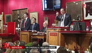 Enchères : un chapeau de Napoléon s'envole à 1,8 millions d'euros