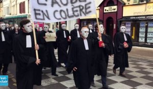 Les avocats manifestent à Troyes