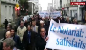 Brest. 1.200 notaires et clercs de Bretagne manifestent