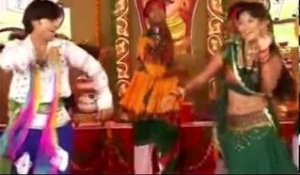 Vage Vage Dhol Sahenai | Bhathiji Maa | New Gujarati Garba Song | Gujarati Bhajan
