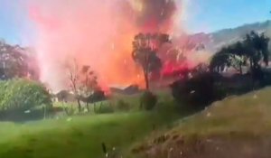 Immense explosion dans une usine de feux d'artifice