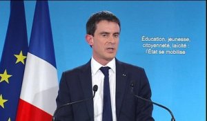 Valls à Sarkozy: "il faut être grand, pas petit"