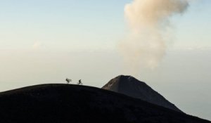 [Vidéo] Julbo Ride Session : Fabien Barel sur les volcans du Guatemala