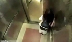 Cette petite fille se fait agressée dans un ascenseur, sa réaction est parfaite