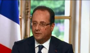 François Hollande : Heureux d’avoir quitté Ségolène Royal pour Valérie Trierweiler !