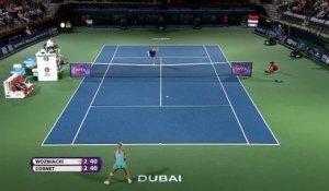 Dubaï - Cornet s'écroule face à Wozniacki