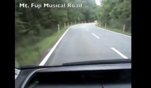 Les routes qui mènent au mont Fuji chantent