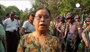 Birmanie : après la répression d'une manifestation étudiante, les familles dans l'angoisse
