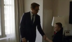 Robert Downey Jr. offre un bras bionique à un enfant handicapé