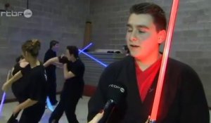 Une école de maniement de sabre laser en Belgique
