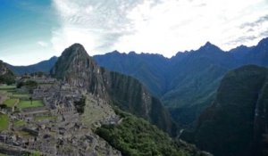 Découvrir l'Amérique du Sud avec des images filmées en DRONE : magique...