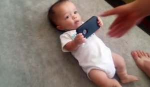 Un Bebe De 1 An Essaie De Faire Du Beatbox Trop Mignon Sur Orange Videos