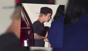 Justin Bieber emmène son nouveau chien dîner avec lui à Beverly Hills