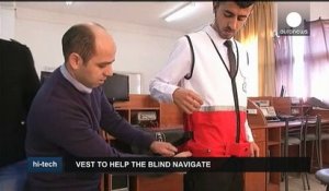 Des étudiants palestiniens conçoivent une veste pour aider les aveugles à se déplacer