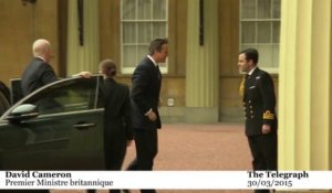 Royaume-Uni : début des législatives avec l'arrivée de David Cameron au Palais de Buckingham