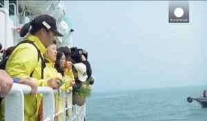 Un an après le naufrage du Sewol, les cérémonies du souvenir