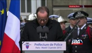 Hommage de François Hollande aux 3 policiers tués lors des attaques terroristes