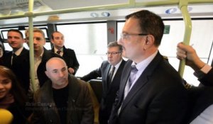 Alain Vidalies inaugure la voie dédiée aux bus et taxis sur l’A1