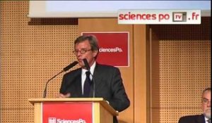 Quatre ministres des Affaires Etrangères en visite à Sciences Po (2009)