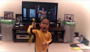 A 5 ans, il imite Bruce Lee à la perfection avec son nunchaku!