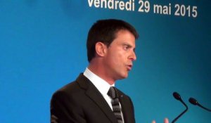 Manuel Valls présente les "innovations" de la metropole
