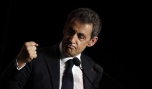 Républicains or not Républicains : la guerre est déclarée entre Sarkozy et Cambadélis