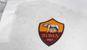 Le nouveau maillot extérieur de l'AS Roma