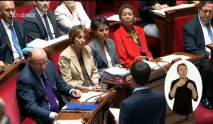"Fermer les mosquées quand il faut les fermer" : Valls s'attaque à l'islam radical en France