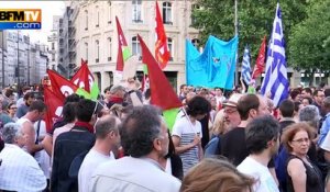 Paris: plusieurs centaines de manifestants ont fêté le "non" au référendum grec
